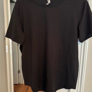 Lululemon size 8 top